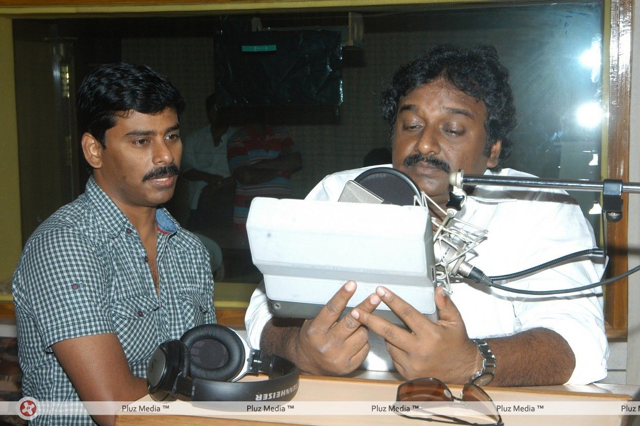 VV Vinayak dubbing for Renigunta - Pictures | Picture 117287